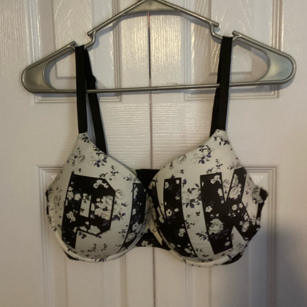 Victoria Secret 36DD bras